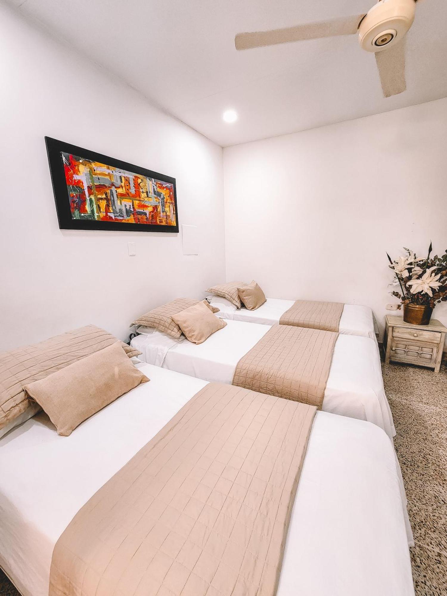 Hotel Radoa El Banco  Eksteriør bilde
