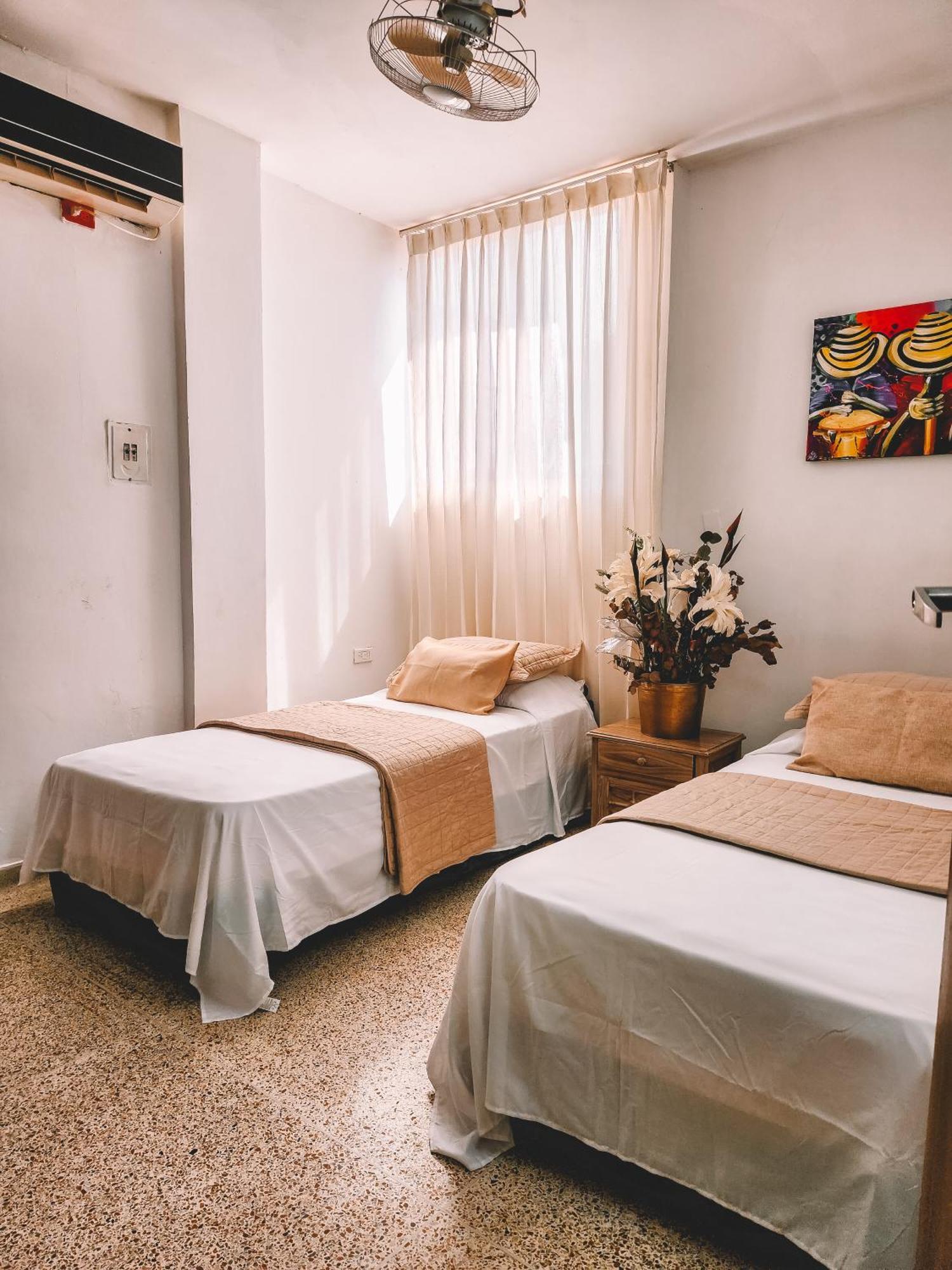 Hotel Radoa El Banco  Eksteriør bilde